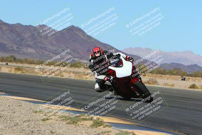 media/Mar-12-2022-SoCal Trackdays (Sat) [[152081554b]]/Turn 14 Inside (155pm)/